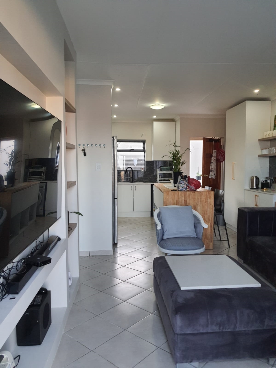 2 Bedroom Property for Sale in Kidds Beach Eastern Cape